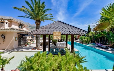 Magnificent property with a lot of privacy and dreamlike outdoor areas