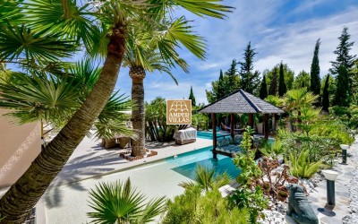 Magnificent property with a lot of privacy and dreamlike outdoor areas