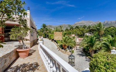 Magnificent property with a lot of privacy and dreamlike outdoor areas