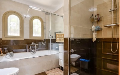 Magnificent property with a lot of privacy and dreamlike outdoor areas