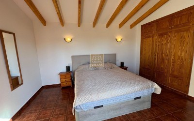 CHALET IN A QUIET AREA WITH PRIVATE POOL