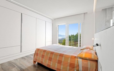 DESIGNER VILLA WITH SPECTACULAR SEA VIEWS