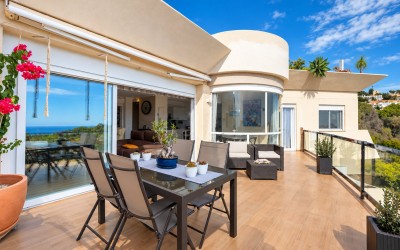 Duplex Penthouse with Panoramic Sea Views in Altea La Vella