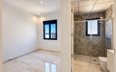 Modern 3-Bedroom Villa with Private Pool in Polop